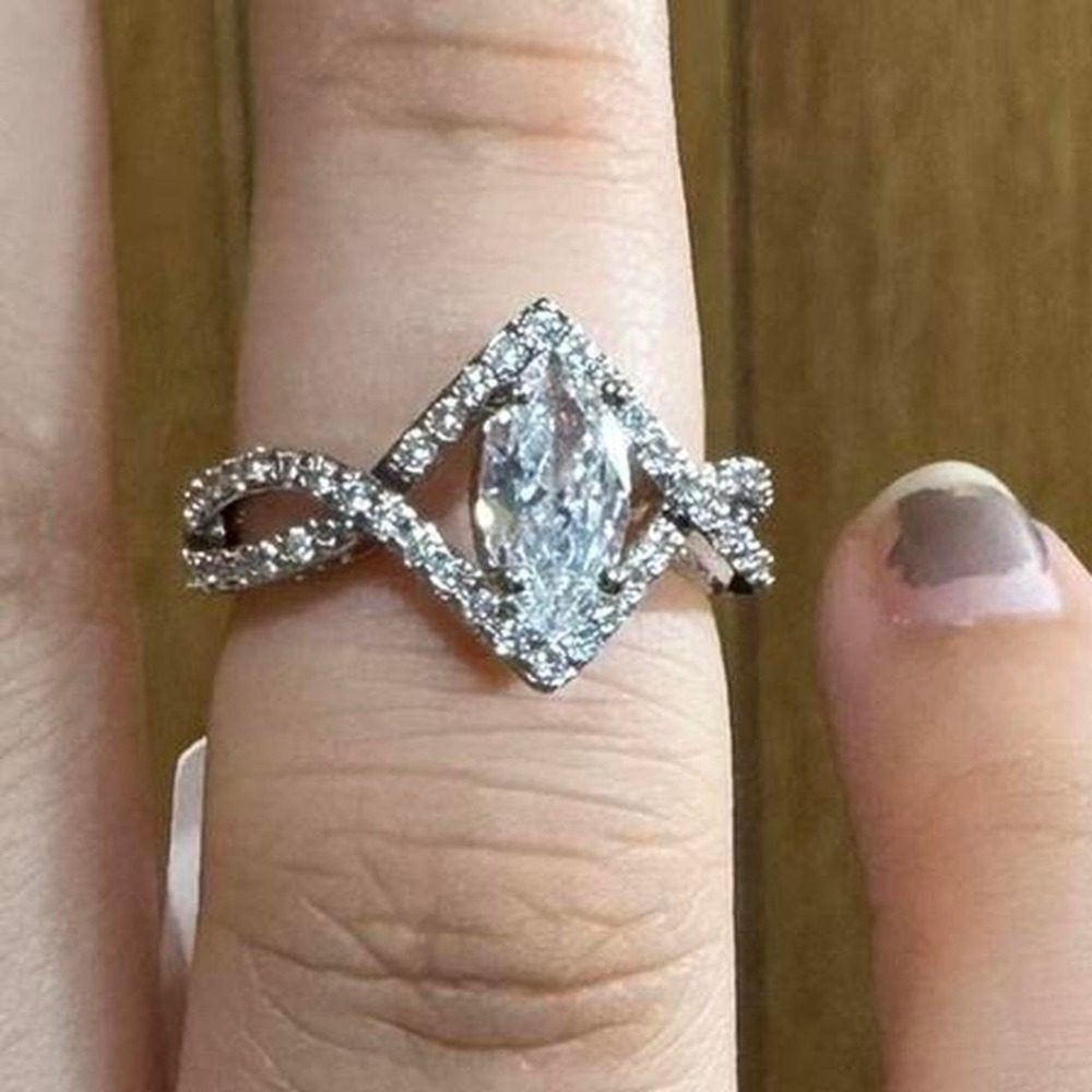 Silver marquise cut CZ ring Size‎ 6 NWT
